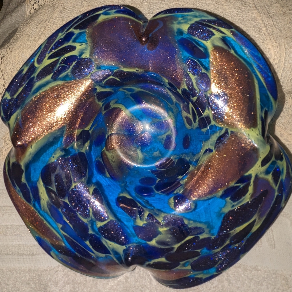 Hand blown Art Glass bowl.